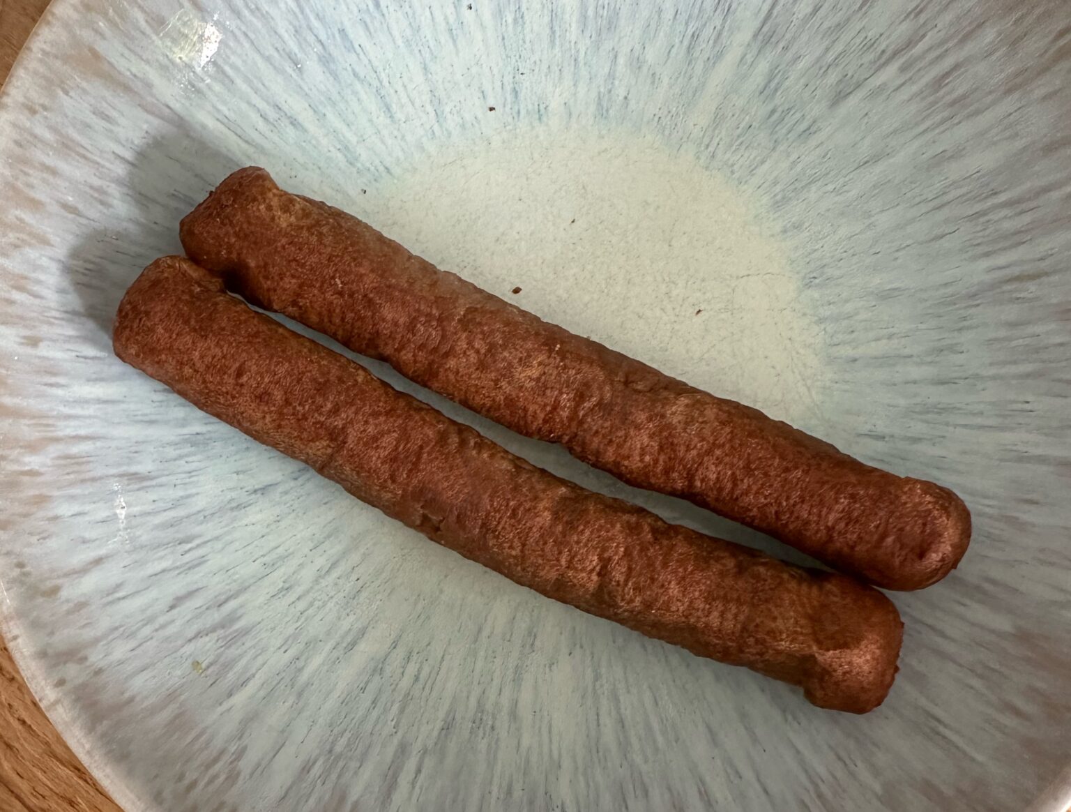 Hoelang moet je een frikandel frituren? - Kookbode